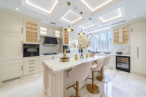 Villa in Pearl Jumeirah, Jumeirah, Dubai 7 bedrooms, 1579 sq.m. № 72659 - photo 7