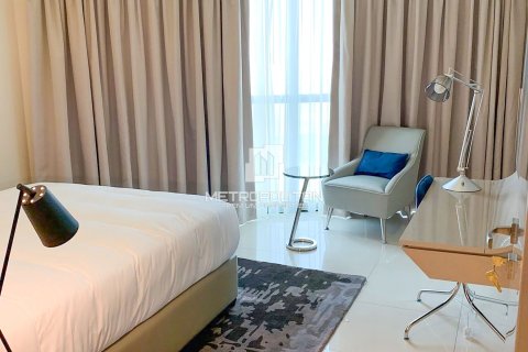 Снять в аренду квартиру в DAMAC Towers by Paramount, Бизнес-Бэй, Дубай: 3 спальни, 162м², № 72658 - фото 4