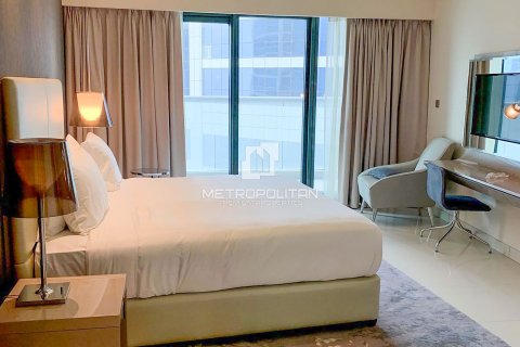 Снять в аренду квартиру в DAMAC Towers by Paramount, Бизнес-Бэй, Дубай: 3 спальни, 162м², № 72658 - фото 8