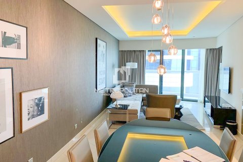 Снять в аренду квартиру в DAMAC Towers by Paramount, Бизнес-Бэй, Дубай: 3 спальни, 162м², № 72658 - фото 1