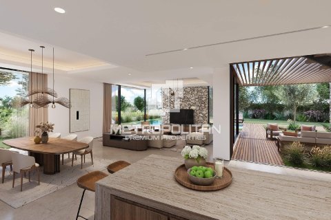 Villa in Dubai Land, Dubai 5 bedrooms, 472 sq.m. № 72660 - photo 5