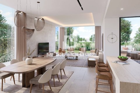 Villa in Dubai Land, Dubai 5 bedrooms, 472 sq.m. № 72660 - photo 7