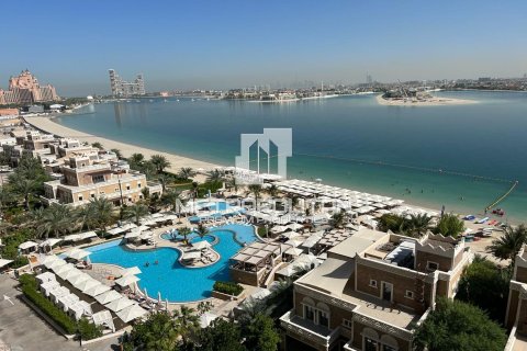 Apartment in Palm Jumeirah, Dubai 3 bedrooms, 220 sq.m. № 72656 - photo 4