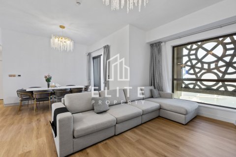 Apartment in Shams, Jumeirah Beach Residence, Dubai 3 bedrooms, 173 sq.m. № 121434 - photo 6