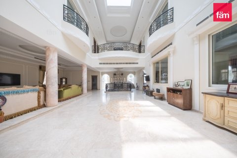 Villa en Al Barsha, Dubai, 5 dormitorios, 910.5 m², № 118748 - foto 2