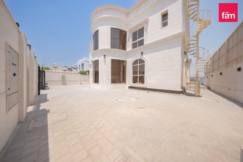 Villa en Al Barsha, Dubai, 5 dormitorios, 910.5 m², № 118748 - foto 9