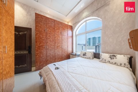 Villa en Al Barsha, Dubai, 5 dormitorios, 910.5 m², № 118748 - foto 11