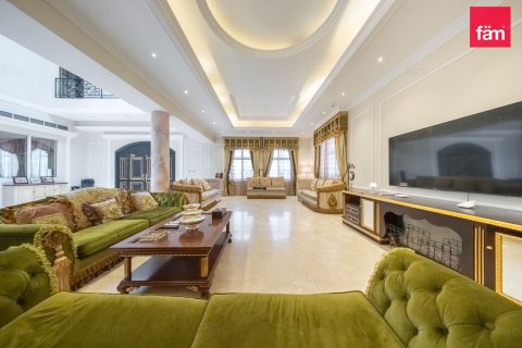 Villa en Al Barsha, Dubai, 5 dormitorios, 910.5 m², № 118748 - foto 3