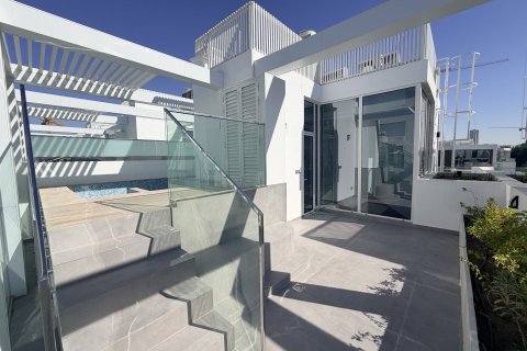 Villa in Wadi Al Safa 3, Dubai 4 bedrooms, 457 sq.m. № 120368 - photo 20