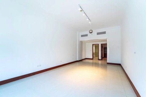 Apartment in Palm Jumeirah, Dubai 3 bedrooms, 344 sq.m. № 120373 - photo 4