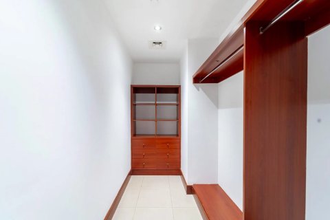 Apartment in Palm Jumeirah, Dubai 3 bedrooms, 344 sq.m. № 120373 - photo 10