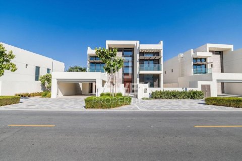 Villa in District One, Mohammed Bin Rashid City, Dubai 4 bedrooms, 744.8 sq.m. № 128311