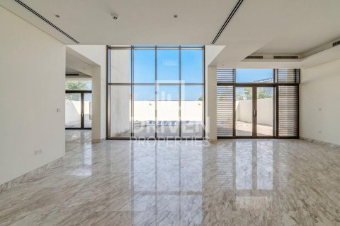 Villa in District One, Mohammed Bin Rashid City, Dubai 4 bedrooms, 697.98 sq.m. № 128312