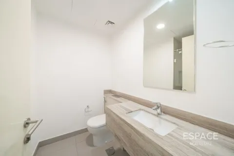 Villa in Dubai Hills Estate, Dubai 4 bedrooms, 230 sq.m. № 122925 - photo 7