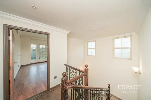 Villa à Jumeirah Islands, Dubai, 5 chambres, 604 m², № 122926 - photo 17