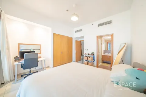 Apartment in Palm Jumeirah, Dubai 2 bedrooms, 180 sq.m. № 122924 - photo 9