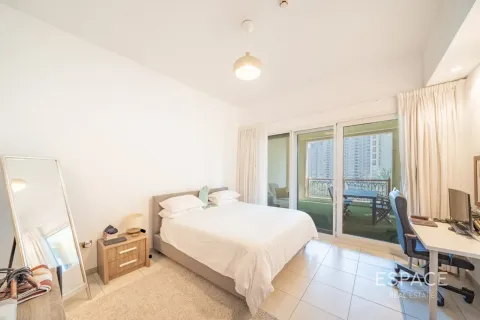 Apartment in Palm Jumeirah, Dubai 2 bedrooms, 180 sq.m. № 122924 - photo 8