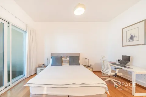 Apartment in Palm Jumeirah, Dubai 2 bedrooms, 180 sq.m. № 122924 - photo 13