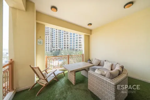 Apartment in Palm Jumeirah, Dubai 2 bedrooms, 180 sq.m. № 122924 - photo 17