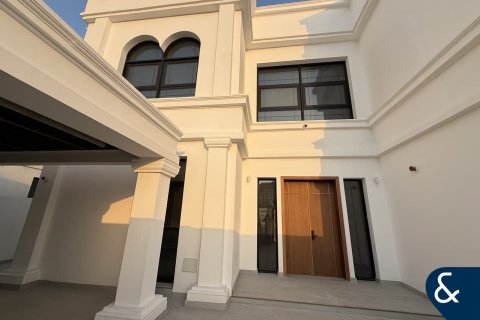 Villa en Al Furjan, Dubai, 5 dormitorios, 455 m², № 78812 - foto 16