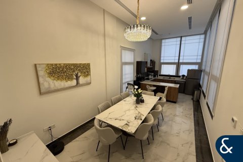 Villa en Al Furjan, Dubai, 5 dormitorios, 455 m², № 78812 - foto 3