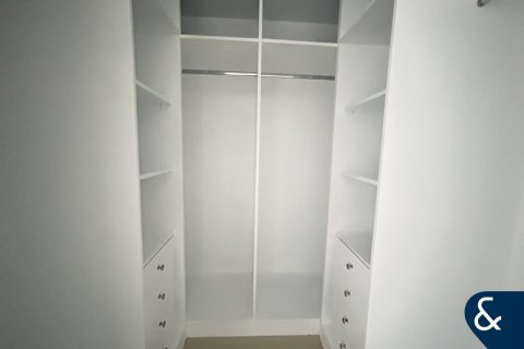 Купить виллу в Арабиан Ранчес, Дубай: 4 спальни, 324м², № 78813 - фото 12