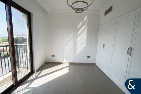 Купить виллу в Арабиан Ранчес, Дубай: 4 спальни, 324м², № 78813 - фото 18