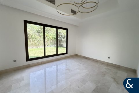 Купить виллу в Арабиан Ранчес, Дубай: 4 спальни, 324м², № 78813 - фото 6