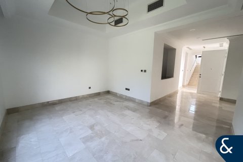 Купить виллу в Арабиан Ранчес, Дубай: 4 спальни, 324м², № 78813 - фото 7