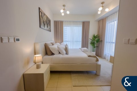 Apartamento en Bahar, Jumeirah Beach Residence, Dubai, 1 dormitorio, 71 m², № 78805 - foto 2