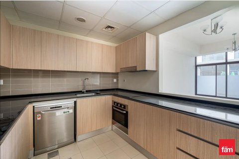 Снять в аренду таунхаус в Meydan, Дубай: 4 спальни, 291.3м², № 109801 - фото 3