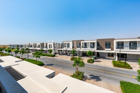 Villa in Dubai South (Dubai World Central), Dubai 3 bedrooms, 156.54155500 sq.m. № 63970 - photo 6