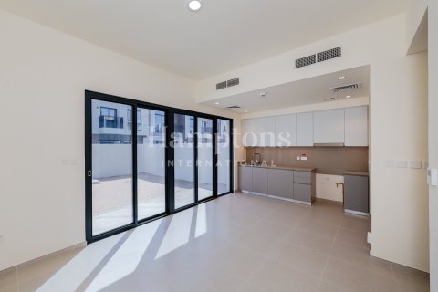 Villa in Dubai South (Dubai World Central), Dubai 3 bedrooms, 156.54155500 sq.m. № 63970 - photo 12