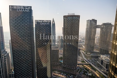 Apartamento en Burj Khalifa, Dubai, 1 dormitorio, 101.82168800 m², № 63963 - foto 5