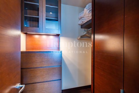 Apartamento en Burj Khalifa, Dubai, 1 dormitorio, 101.82168800 m², № 63963 - foto 16