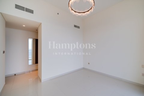 Apartment in Dubai Harbour, Dubai 2 bedrooms, 131.46982239 sq.m. № 63966 - photo 5