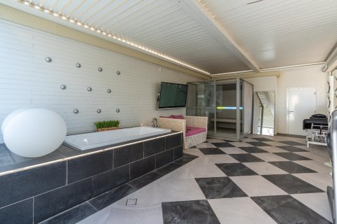 Купить квартиру в Дубай Марине, Дубай: 3 спальни, 495м², № 120510 - фото 17