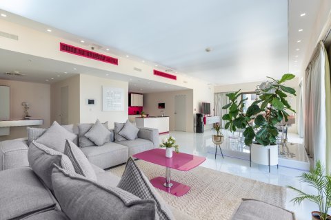 Купить квартиру в Дубай Марине, Дубай: 3 спальни, 495м², № 120510 - фото 6