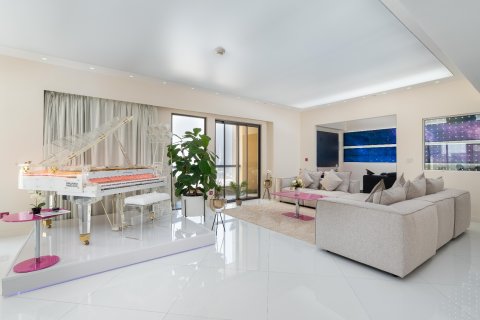 Купить квартиру в Дубай Марине, Дубай: 3 спальни, 495м², № 120510 - фото 7