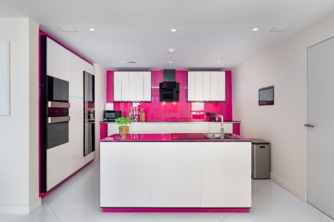 Купить квартиру в Дубай Марине, Дубай: 3 спальни, 495м², № 120510 - фото 13