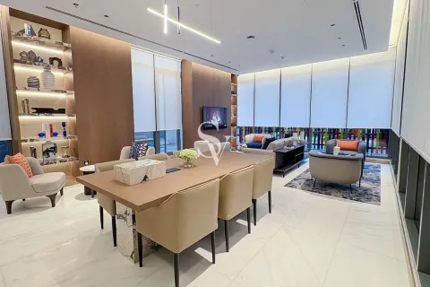 Apartment in Business Bay, Dubai 1 bedroom, 80 sq.m. № 102148 - photo 15