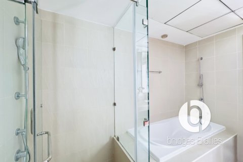 Apartment in Downtown Dubai (Downtown Burj Dubai), Dubai 2 bedrooms, 123 sq.m. № 101468 - photo 11