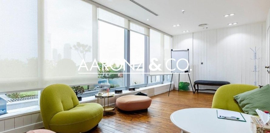 Office in Business Bay, Dubai 133 sq.m. № 101461
