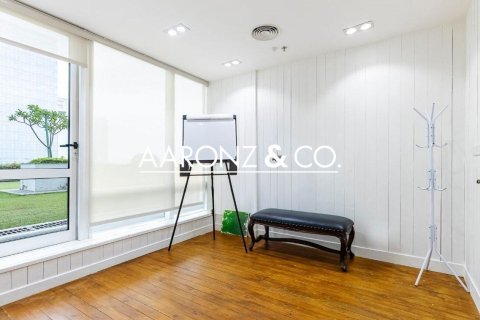 Office in Business Bay, Dubai 133 sq.m. № 101461 - photo 9