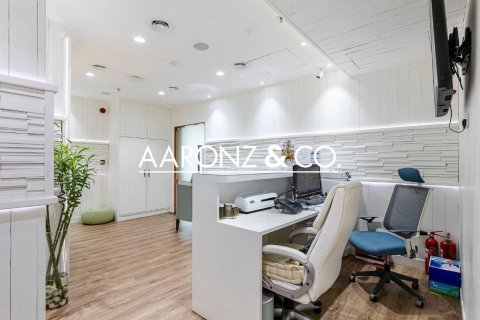 Office in Business Bay, Dubai 133 sq.m. № 101461 - photo 7