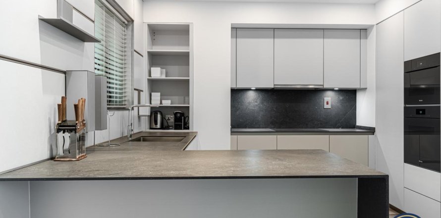 Apartment in Downtown Dubai (Downtown Burj Dubai), Dubai 3 bedrooms, 157 sq.m. № 46162