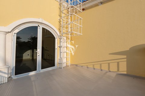 Apartment in WASL 1 RESIDENCES in Al Wasl, Dubai 2 bedrooms, 143 sq.m. № 72501 - photo 19