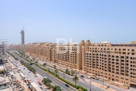 Apartment in Palm Jumeirah, Dubai 3 bedrooms, 216 sq.m. № 21447 - photo 9
