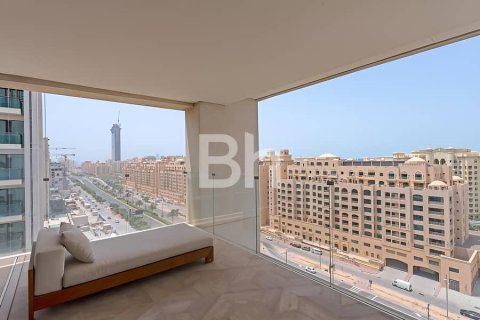 Apartment in Palm Jumeirah, Dubai 3 bedrooms, 216 sq.m. № 21447 - photo 10