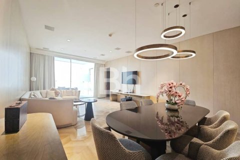 Apartment in Palm Jumeirah, Dubai 3 bedrooms, 216 sq.m. № 21447 - photo 1